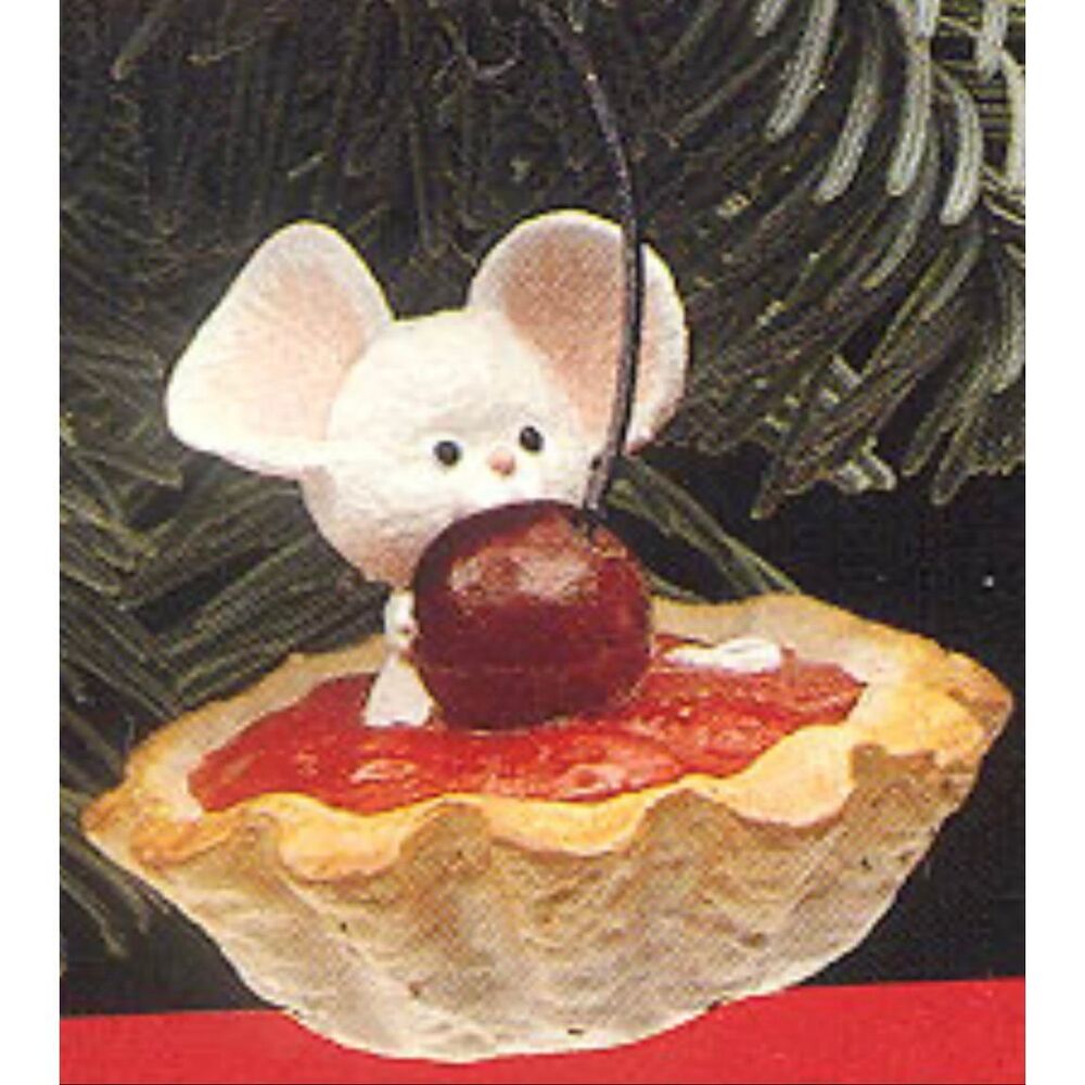 Vintage 1989 Hallmark Keepsake Cherry Jubilee Mouse in Pie Christmas Ornament - Picture 1 of 7